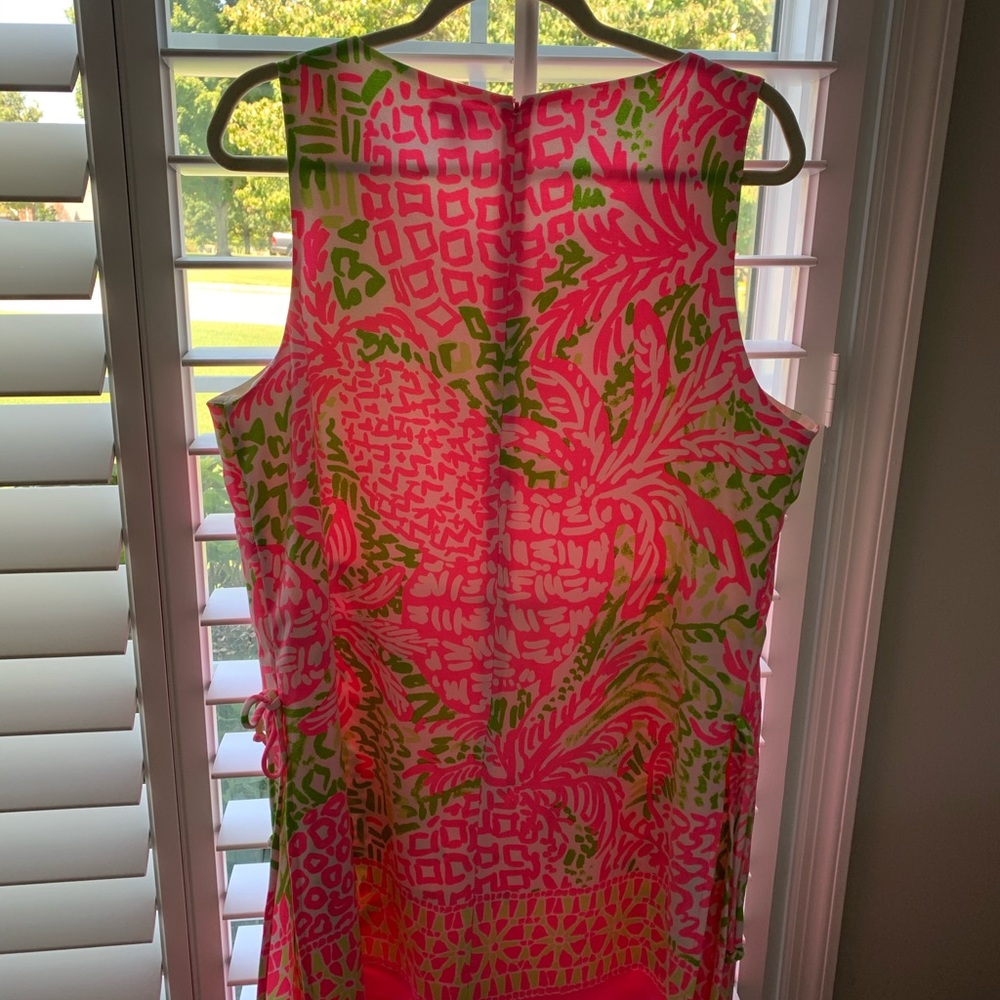 lilly pulitzer dress! perfect condition.